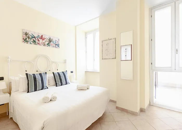 Hostly-volturno Apartment-center Of רומא
